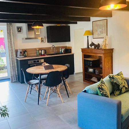 Charmante Petite Maison Renovee Quistinic Eksteriør billede